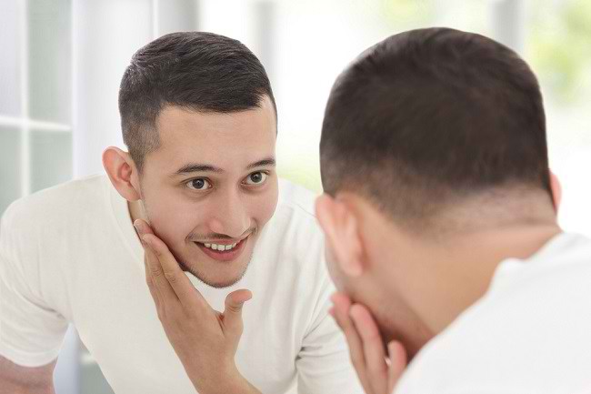 5 sfaturi pentru alegerea produselor de îngrijire facială pentru bărbați