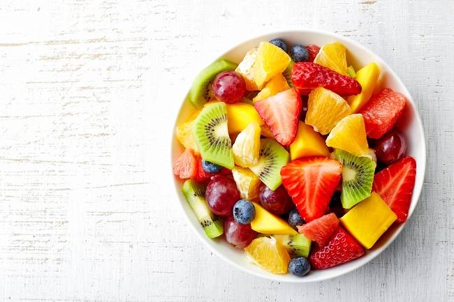 Lär dig fördelarna med att äta frukt innan du äter
