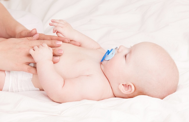 Tips för att välja ett babybalsam som är säkert och maximalt användbart