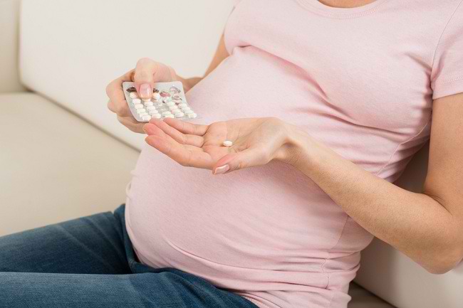 Kies niet zomaar, dit is het juiste koortsmedicijn voor zwangere vrouwen