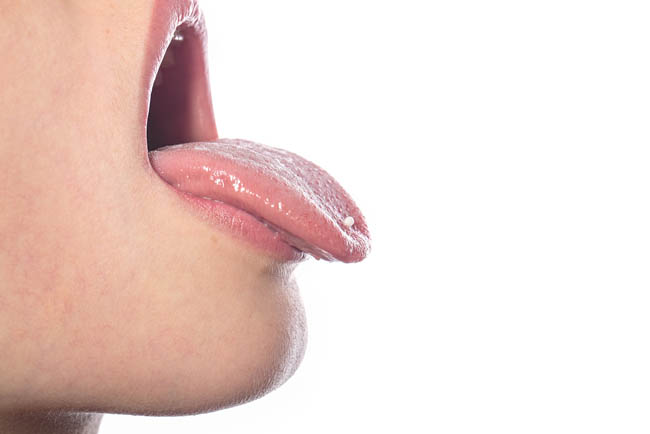 삼킨 혀의 원인과 적절한 치료 이해하기