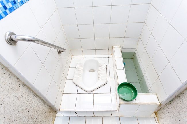Поради щодо безпечного користування туалетом на присадках під час вагітності