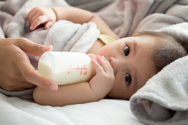 아기가 인지할 수 있는 유당 불내증의 증상