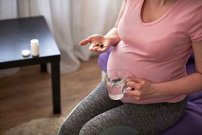 임신 중 과도한 비타민 A의 위험과 예방 방법
