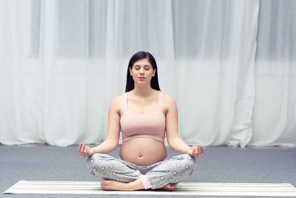 Cómo superar el estrés durante el embarazo con meditación