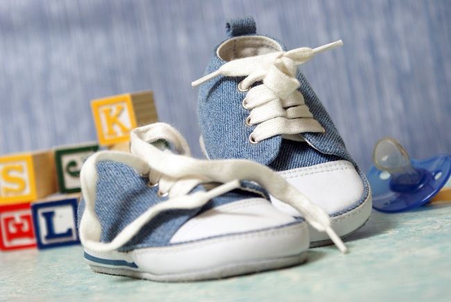 Conozca los consejos para elegir los zapatos adecuados para niños