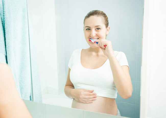임신 중 치아 및 구강 건강을 유지하는 방법