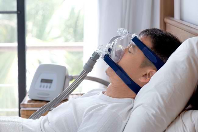 수면 무호흡증과 그 위험에 대한 CPAP 요법