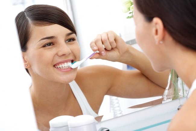 민감한 치아를 위한 효과적인 치약 함량