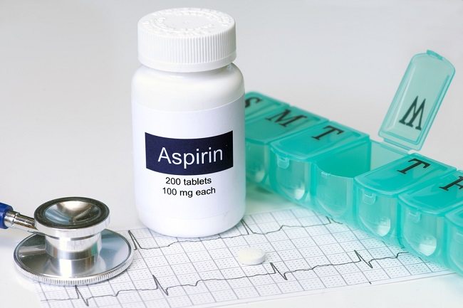 아스피린이 정말로 AstraZeneca 백신 부작용을 예방할 수 있습니까?